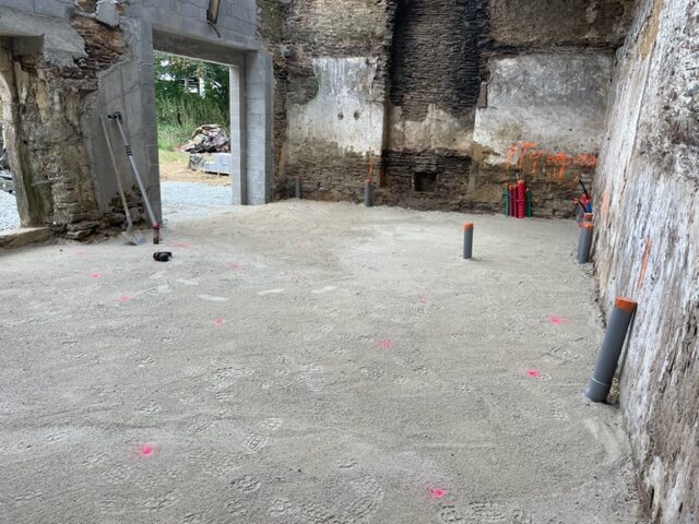 Dalle béton intérieur d'une maison